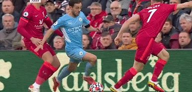 开云体育官网-米尔纳3次犯规仅1黄 瓜帅怒极：英超裁判驰名双标