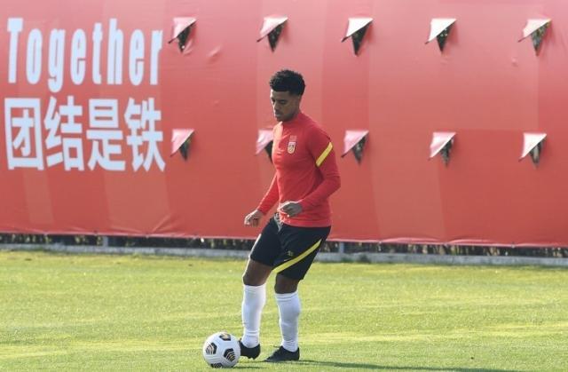 开云APP-阿兰珍惜为国效力机会：国家待我特别好 我很自豪